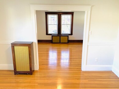 99-101 Thorndike St unit 2, Arlington, MA 02474 - photo 4