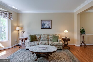 8508 Wispy Branch Ct, Laurel, MD 20723 - photo 7