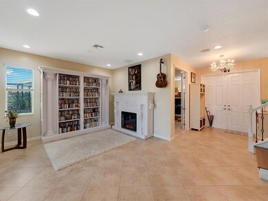 Foyer/Entrance/Living
