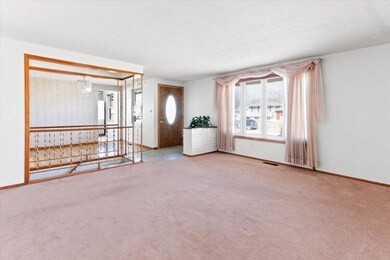 03-Living Area