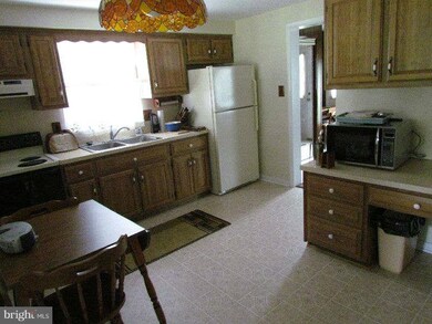 12350 Nancy Ave, Greencastle, PA 17225 - photo 2