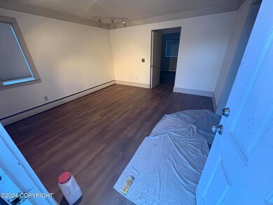1900 W 32nd Ave unit A, Anchorage, AK 99517 - photo 2