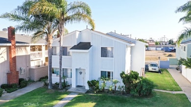 4822 Neely Cir, Huntington Beach, CA 92649 - photo 2