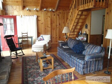 Living Room w/ FP