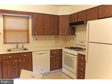 8925 Ashton Rd, Philadelphia, PA 19136 - photo 6