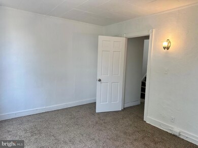 542 N 4th St, Allentown, PA 18102 - photo 7