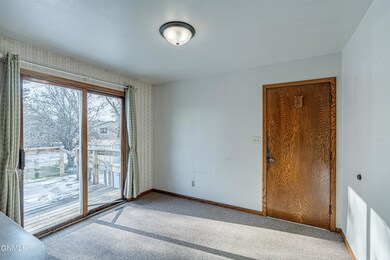 17194thStNE_0023
