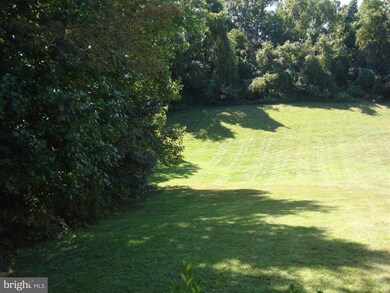 117 Jordan Taylor Ln unit GARAGE, Harwood, MD 20776 - photo 2