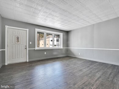 31 Ann St, Pottsville, PA 17901 - photo 7