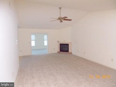 11 Greenbriar Dr, Myerstown, PA 17067 - photo 3