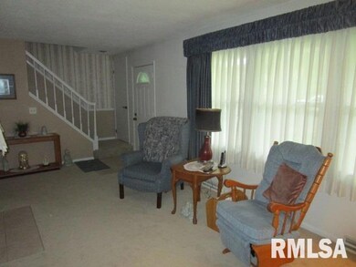 4843 N Gaines St, Davenport, IA 52806 - photo 3