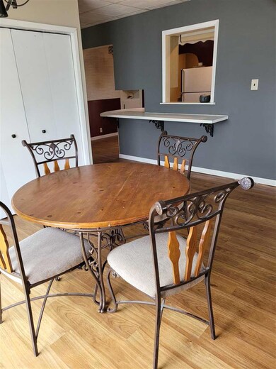 5003 University Ave, Cedar Falls, IA 50613 - photo 2