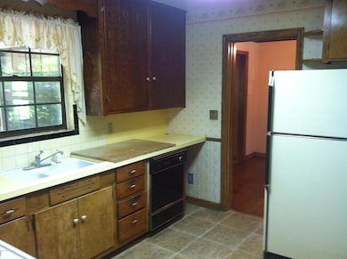 5002 Bedford Forest Dr, Jacksonville, FL 32210 - photo 6