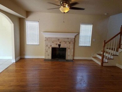 953 39th Ct, West Palm Beach, FL 33407 - photo 2