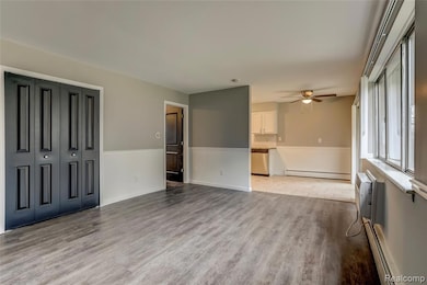 2161 Decker Rd unit 21, Walled Lake, MI 48390 - photo 4