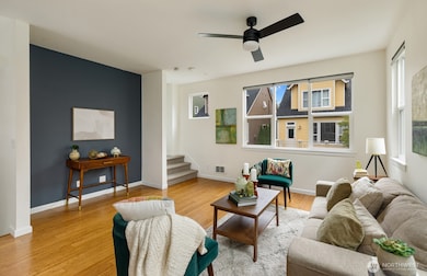 346 Wyatt Way NE unit 10, Bainbridge Island, WA 98110 - photo 5