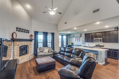 1605 Beauregard Point Dr, Wylie, TX 75098 - photo 4