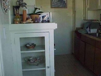 KITCHEN IN 1517 MADISON