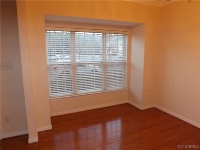 Dining Room - Bay Window