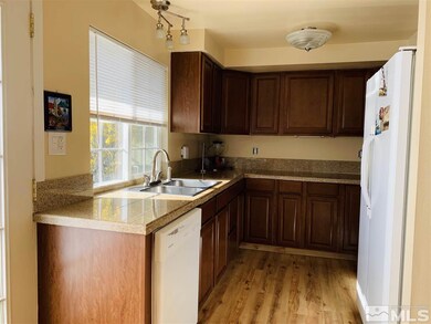 909 Mesa Ridge Dr unit 4, Sparks, NV 89434 - photo 5