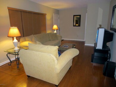 1502 Murray Dr, Jacksonville, FL 32205 - photo 4