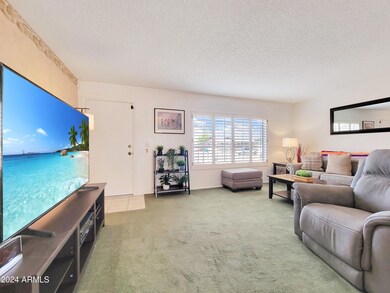 4136 W Seldon Ln, Phoenix, AZ 85051 - photo 6