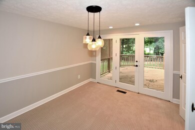 16023 Fairway Dr, Dumfries, VA 22025 - photo 5