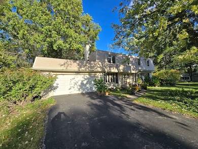 20535 Marathon Ct, Olympia Fields, IL 60461 - photo 2