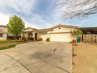 638 N Doree Place, Porterville, CA 93257 - photo 3