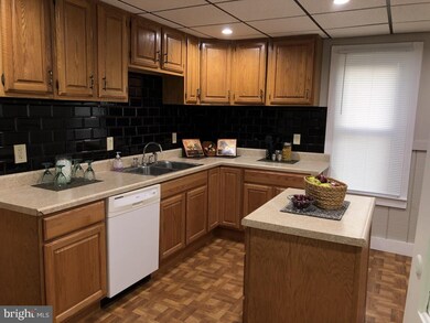 589 W 3rd St, Bloomsburg, PA 17815 - photo 5