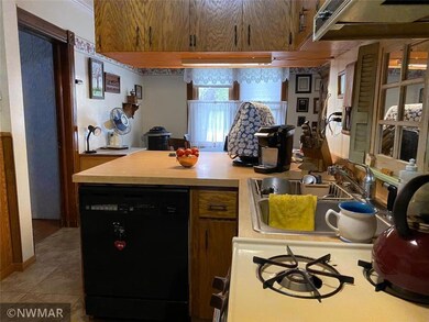 803 2nd St N KitchenA