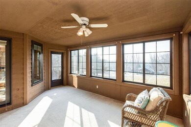 345 McKinsie Ct NE, Cedar Rapids, IA 52402 - photo 6