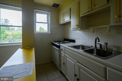 4522 Umatilla Ave, Baltimore, MD 21215 - photo 7