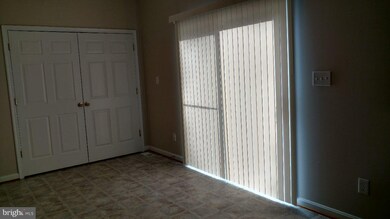 209 Sycamore Rd, Curtis Bay, MD 21226 - photo 7