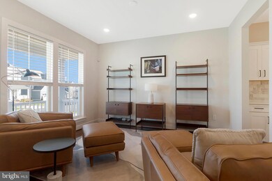 2024 Silver Sycamore Ln, Dumfries, VA 22026 - photo 5