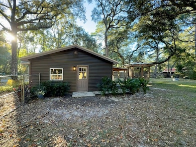 7951 NW 167th Place, Trenton, FL 32693 - photo 2