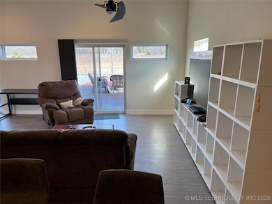 6711 Bobbie Little Dr, Kingston, OK 73439 - photo 5