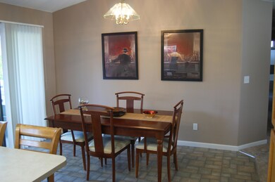 Dining Area.JPG