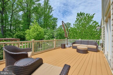 7209 Holywell Ln, Falls Church, VA 22043 - photo 6