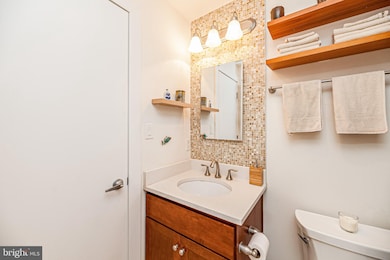 732 Lamont St NW unit 303, Washington, DC 20010 - photo 7