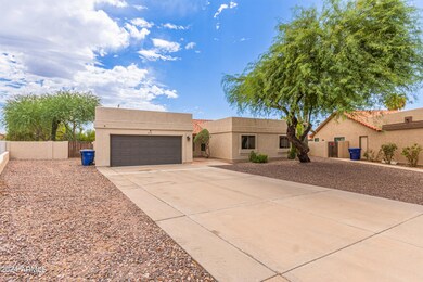 1679 E Whitten St, Chandler, AZ 85225 - photo 5