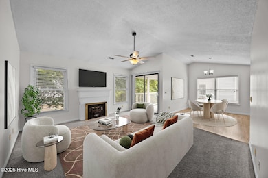 123 W Victoria Ct unit F, Greenville, NC 27834 - photo 2