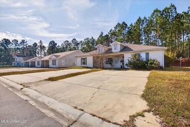 15127 Deer Creek Dr, Biloxi, MS 39532 - photo 3