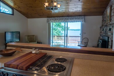 16-Kitchen (5 of 5)