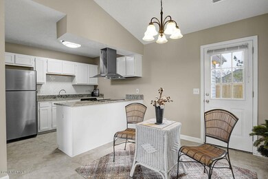 2420ObanCourt-10