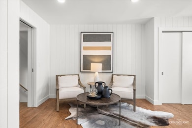 704 Plainfield Rd, Downers Grove, IL 60516 - photo 7