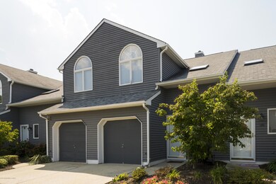 03_House Front-2