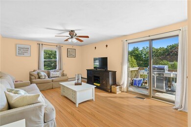 70 Sage Dr, Warwick, RI 02886 - photo 4