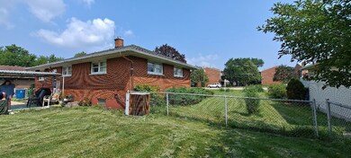 9409 W Central Rd, Des Plaines, IL 60016 - photo 4