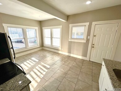 502 E Laurel unit 3, San Antonio, TX 78212 - photo 6